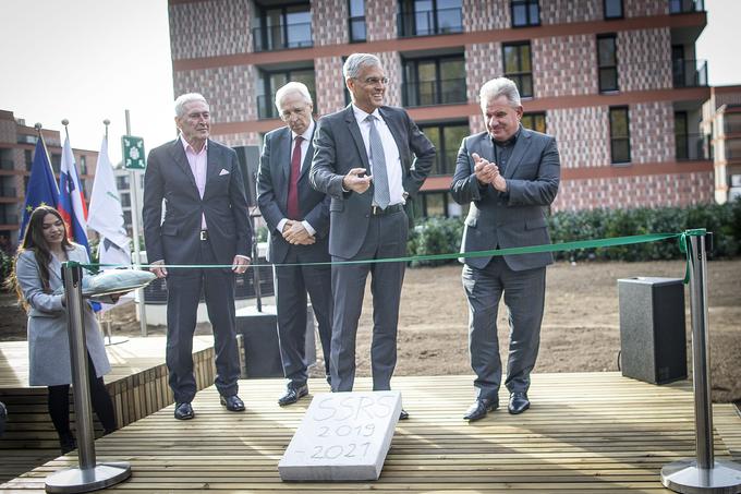 Ob 30. obletnici stanovanjskega sklada so v Ljubljani odprli eno največjih stanovanjskih sosesk Novo Brdo, kjer si bo dom ustvarilo 498 družin in posameznikov.  | Foto: Ana Kovač