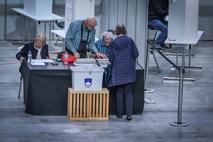 Predčasno glasovanje - zakonodajni referendum o Zakonu o dodatku k pokojnini za izjemne dosežke na področju umetnosti
