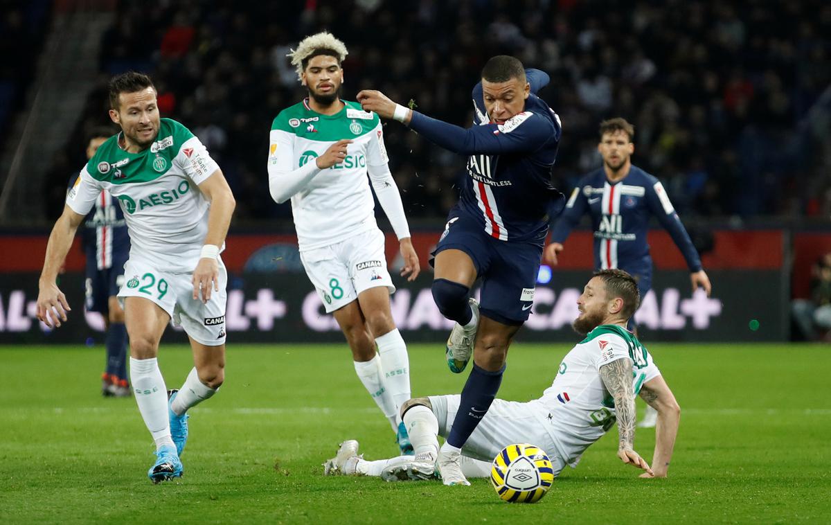 PSG - St. Etienne | Parižani so St. Etiennu nasuli kar šest golov. | Foto Reuters