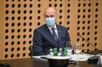 Preiskovalna komisija o ukrepanju vlade v epidemiji začenja zaslišanja, Janša se ga danes ne bo udeležil