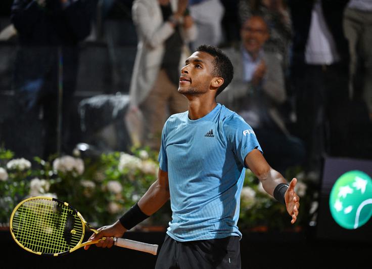 Felix Auger-Aliassime se je dobro upiral Đokoviću. | Foto: Reuters