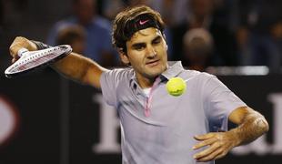 Federer se je namučil, Murray že strelja s strupenimi puščicami