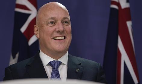 Komentatorji novozelandskega premierja postavili v nelagoden položaj: "Naolji se!"
