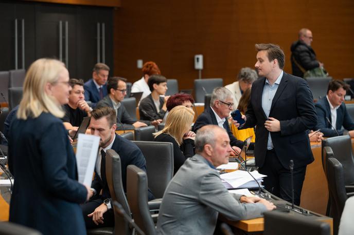 Državni zbor | Referendumsko vprašanje se bo glasilo: "Ali ste za to, da se uveljavi zakon o pomoči pri prostovoljnem končanju življenja, ki ga je sprejel državni zbor na seji dne 24. julija 2025?"  | Foto STA