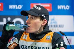 Z zamudo, a po načrtu: Prevc, Lanišek in Zajc danes prvič na olimpijski napravi