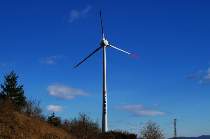 Vetrna elektrarna | Ob tem na ministrstvu opozarjajo še, da se bo gradnja vetrnih elektrarn lahko začela šele po sprejemu uredbe na vladi in pridobitvi gradbenega dovoljenja. | Foto STA