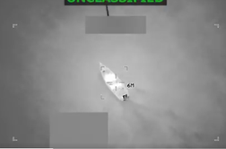 Trenutek, ko so ZDA smrtonosno napadle čoln, ki naj bi prevažal mamila #video