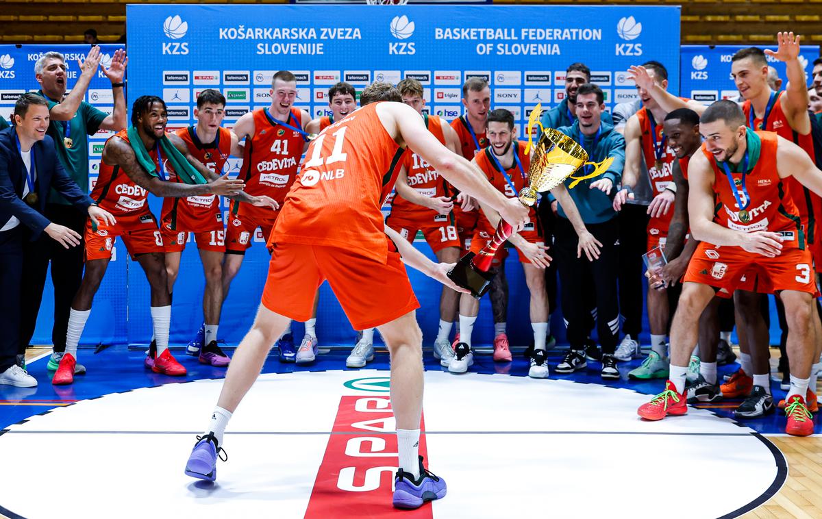 Cedevita Olimpija, superpokal | Košarkarji Cedevite Olimpije so šestič zapored osvojili superpokal. | Foto Aleš Fevžer