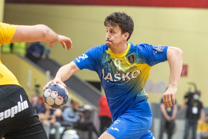 Znani pari prvega dejanja pokalnega tekmovanja