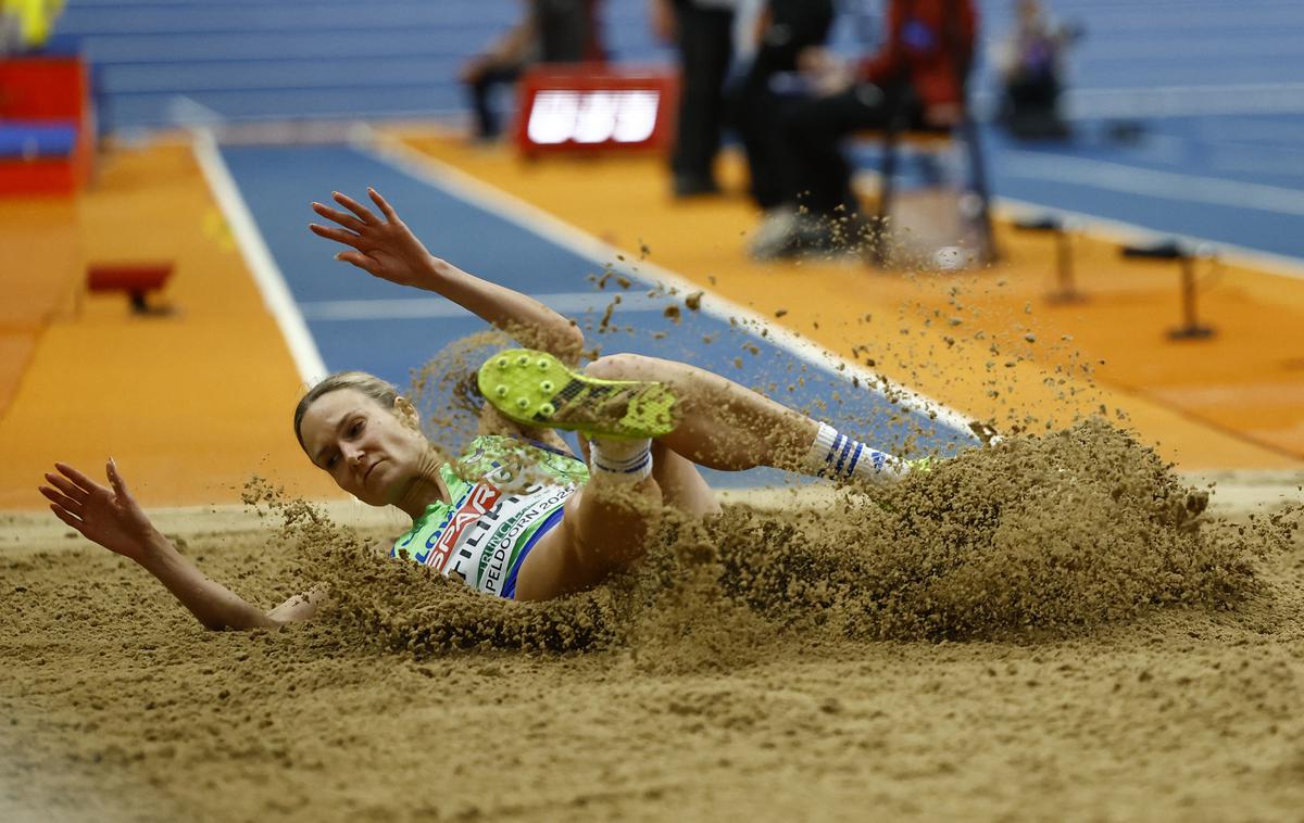 Neja Filipič | Neja Filipič je po dveh prestopih v tretji seriji navdušila in poskrbela za četrto daljavo kvalifikacij. | Foto Reuters