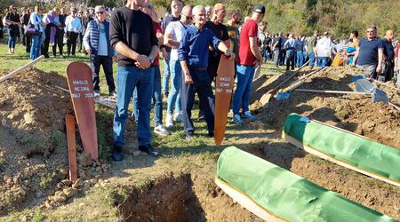 V Jablanici pokopali 19 žrtev poplav in plazov