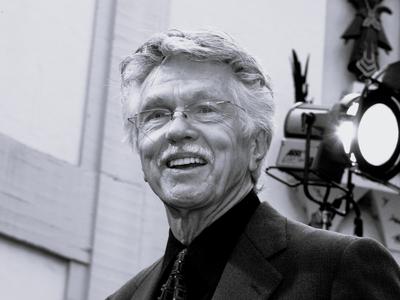 Umrl ameriški igralec Tom Skerritt