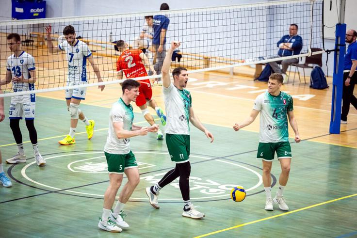 Krka je pripravila presenečenje četrtfinalnih obračunov. | Foto: Simon Vesel, MOK Krka