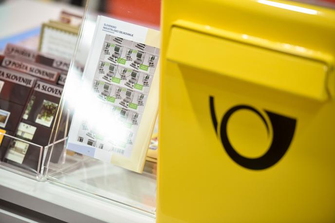 pošta slovenije | Na Pošti so za časnik pojasnili, da so se za spremembo odločili zaradi naraščanja digitalne pismenosti ter sprememb navad in potreb uporabnikov, posledično pa občutno zmanjšanega obiska poštnih poslovalnic v zadnjih letih. | Foto STA