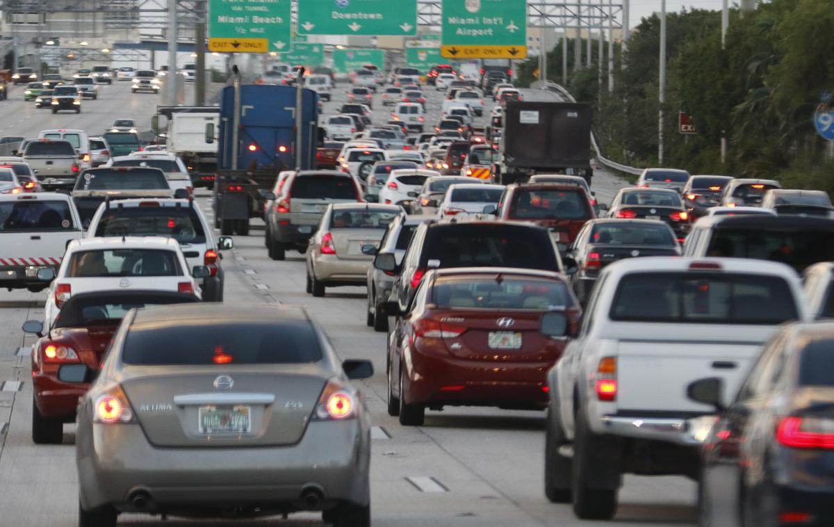 Emisije, globalno segrevanje | Dogovor obenem predvideva okrepljeno fleksibilnost znotraj in med posameznimi gospodarskimi sektorji pri zmanjševanju emisij. | Foto Reuters