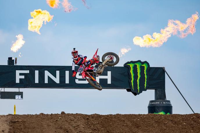 Tim Gajser Turčija zmaga Honda | Tim Gajser je lani zaradi zloma stegnenice izpustil več kot polovico sezone, a že v Turčiji znova stopil na najvišjo stopničko. | Foto Honda Racing/ShotbyBavo