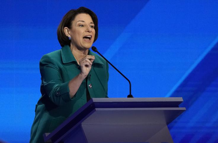 Senatorka slovenskega rodu Amy Klobuchar je skozi soočenje igrala vlogo mirovne posrednice. Podobno kot Kamala Harris je Trumpa označila za lažnivca.  | Foto: Reuters