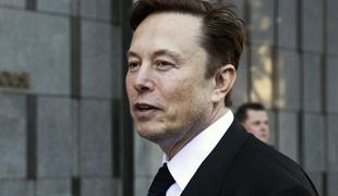 Nad Elona Muska se zgrinjajo nove obtožbe