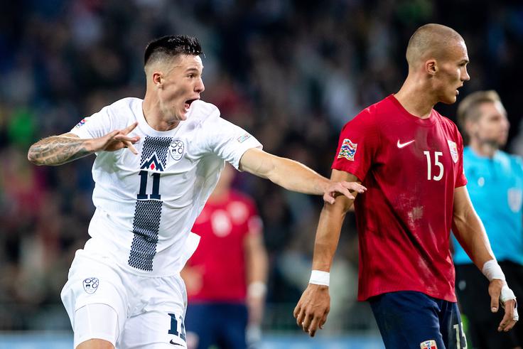 Komaj 19-letni Benjamin Šeško je dočakal tretji zadetek v državnem dresu. Po Malti in Srbiji je zatresel še mrežo Norveške. In to na kakšen način! | Foto: Matic Klanšek Velej/Sportida
