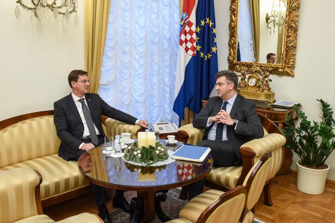 Miro Cerar in Andrej Plenković na torkovih pogovorih v Zagrebu nista dosegla napredka glede arbitraže. | Foto: STA ,