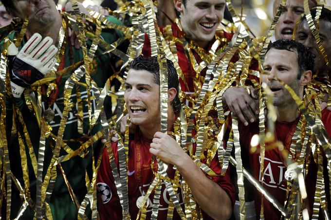 Veselje Cristiana Ronalda in rdečih vragov po osvojenem evropskem naslovu po dramatični tekmi s Chelseajem v Moskvi. Zgodilo se je pred 13 leti. | Foto: Reuters