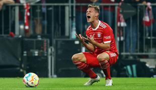 Union napolnil mrežo Schalkeja in ujel Bayern, ta prvič v sezoni ni zmagal