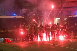 protesti, Gaza, podpora, aktivisti, policija, Palestina
