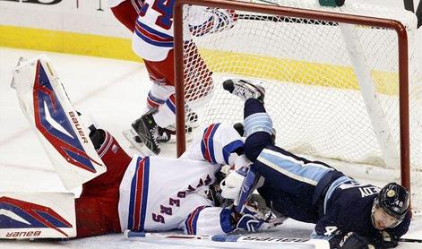 NY Rangers utrdili primat na vzhodu