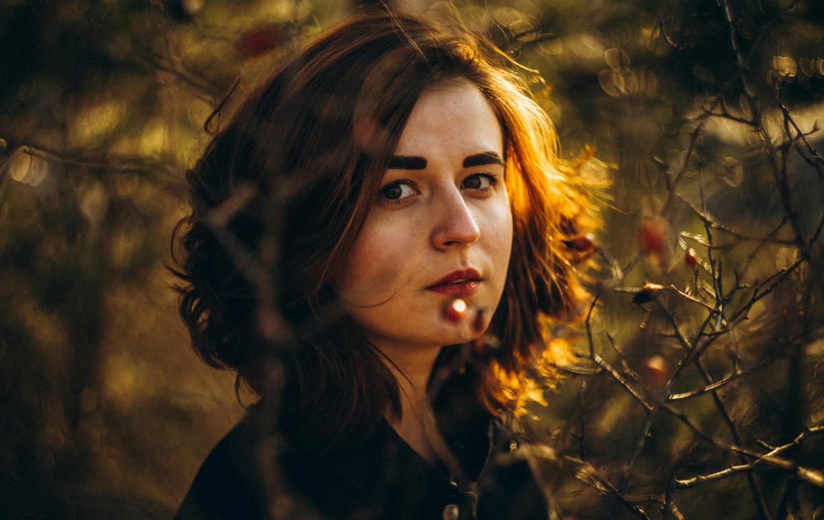 ženska, dekle, jesen | Foto Unsplash