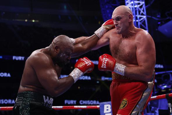 Vročekrvni Fury ubranil naslov po verziji WBC in našel novo žrtev #video