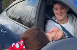 Zaradi Slovenca dobesedno na kolena #video