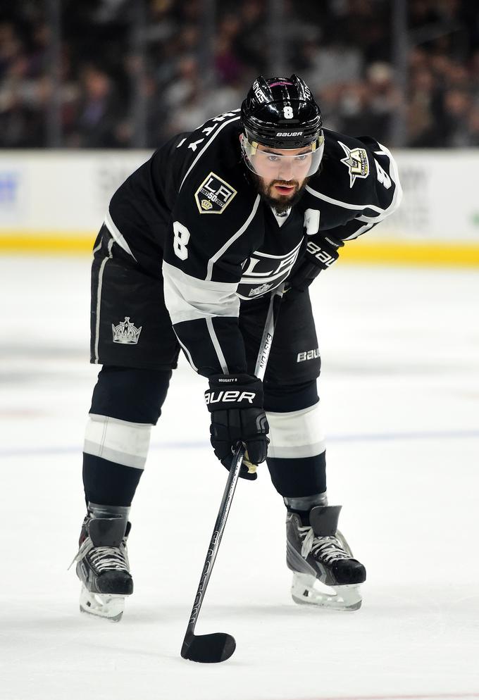 Branilec Drew Doughty še zdaleč ni zadovoljen z igro svoje ekipe. | Foto: Getty Images