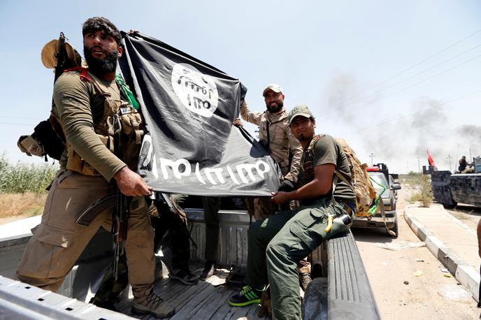 Irak, islamska država | V okviru operacije proti skrajnežem je preiskovalcem uspelo zapreti več strani, kjer so širili propagando Islamske države. | Foto Reuters