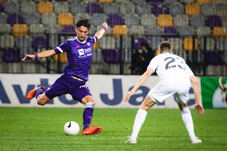 Ilija Martinović bo pri Mariboru "obul" čevlje Mitrovića. | Foto: Blaž Weindorfer/Sportida