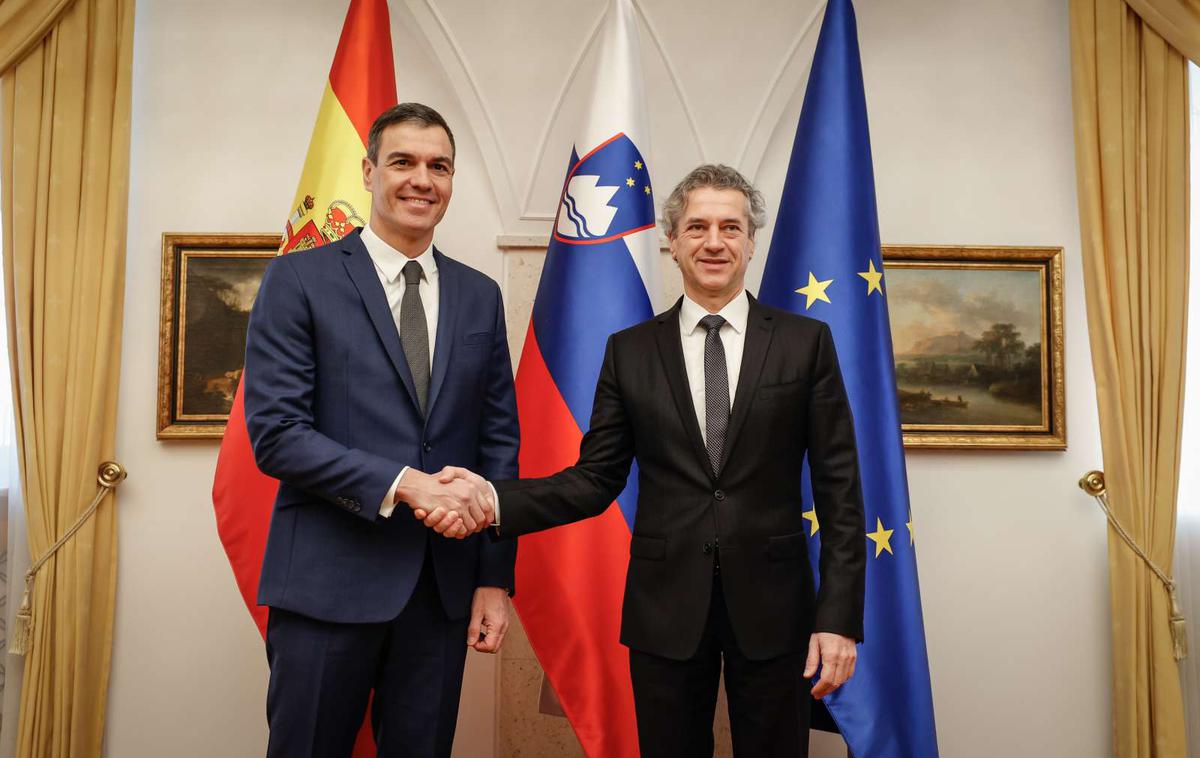 Golob In Sanchez | Oba premierja sta eksplicitno poudarjala pomen strateške avtonomnosti Evrope, kar bo tudi med prioritetami bližajočega se španskega predsedovanja EU. | Foto STA