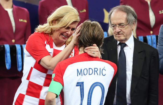 Luki Modriću je za prestižno priznanje čestitala tudi hrvaška predsednica Kolinda Grabar-Kitarović. | Foto: Reuters