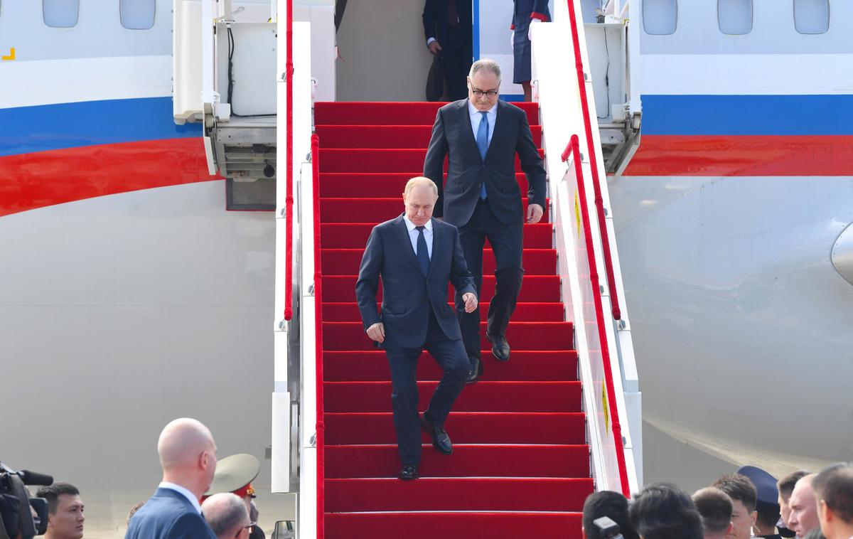 Vladimir Putin | Prihod ruskega predsednika Vladimirja Putina v Tianjin. | Foto Profimedia