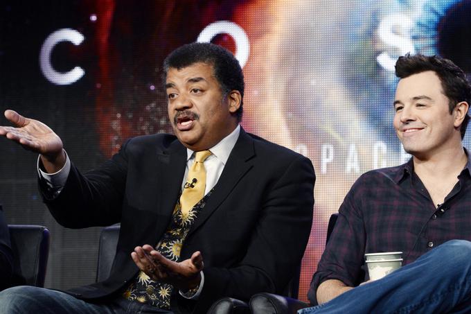 Astrofizik Neil deGrasse Tyson (levo) in filmski animator Seth McFarlane (desno) | Foto: Reuters