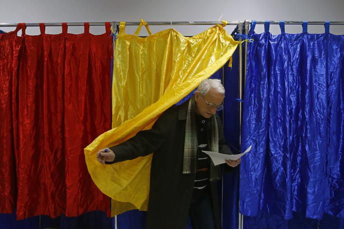 Romunija volitve | Ko je umrl, so bile glasovnice že natisnjene. Volitve bodo ponovili. | Foto Reuters
