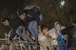 PIC z usmerjanjem migrantov na meji po oceni tožilstva ni zagrešil kaznivega dejanja