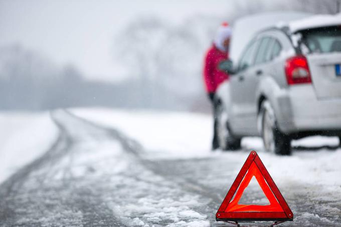 Pravočasna menjava pnevmatik vam zagotovi, da ne obstanete na cesti v zimskih razmerah. | Foto: 