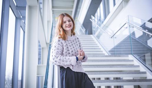 Gluha igralka Špela Rotar: Gluhi nismo "bogi", samo drugače komuniciramo