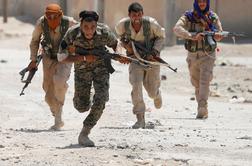Džihadisti IS presenetili Kurde s protinapadom