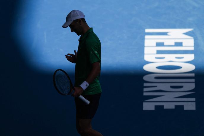 Novak Đoković |  Novak Đoković ima že pred začetkom OP Avstralije težave. | Foto Reuters