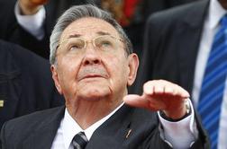 Kuba izpustila več kot 2500 zapornikov