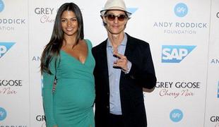 Matthew McConaughey tretjič postal očka