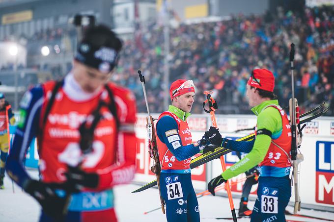 Alex Cisar: Da trener takega kova, kot je Ricco Gross, zaupa mladim tekmovalcem ... Mislim, da smo to dobro izkoristili in upravičili njegovo zaupanje. Morda na naslednjih tekmah posežemo še višje. | Foto: Grega Valančič/Sportida