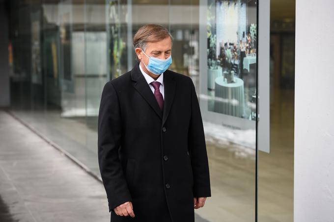 Erjavec je sicer med drugim napovedal, da se bo njegov glas slišal in ne bo nikomur tiho | Foto: STA ,