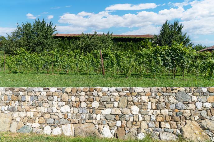 škarpa podporni zid | Fotografija je simbolična | Foto Shutterstock