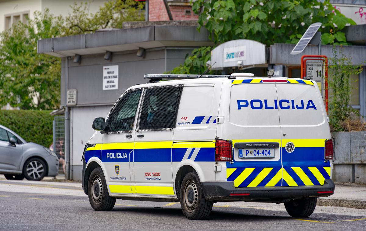 slovenska policija, policija, policijski kombi | Foto Shutterstock
